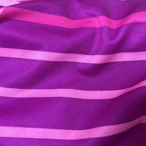 NIKE DRI FIT CRISSCROSS STRIPED PINK TANK‎ TOP BUILT IN BRA SIZE M - Picture 5 of 5